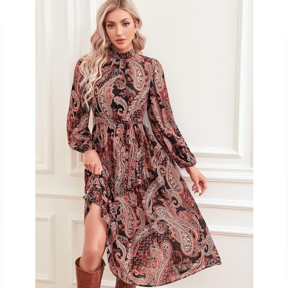 Elegant Paisley Print Dress
